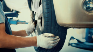 reparar un neumático